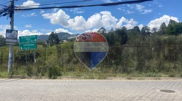 VENDO TERRENO COMERCIAL EN SAN JUAN DE CUMBAYA
