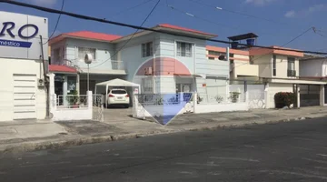 SE VENDE CASA EN URDESA