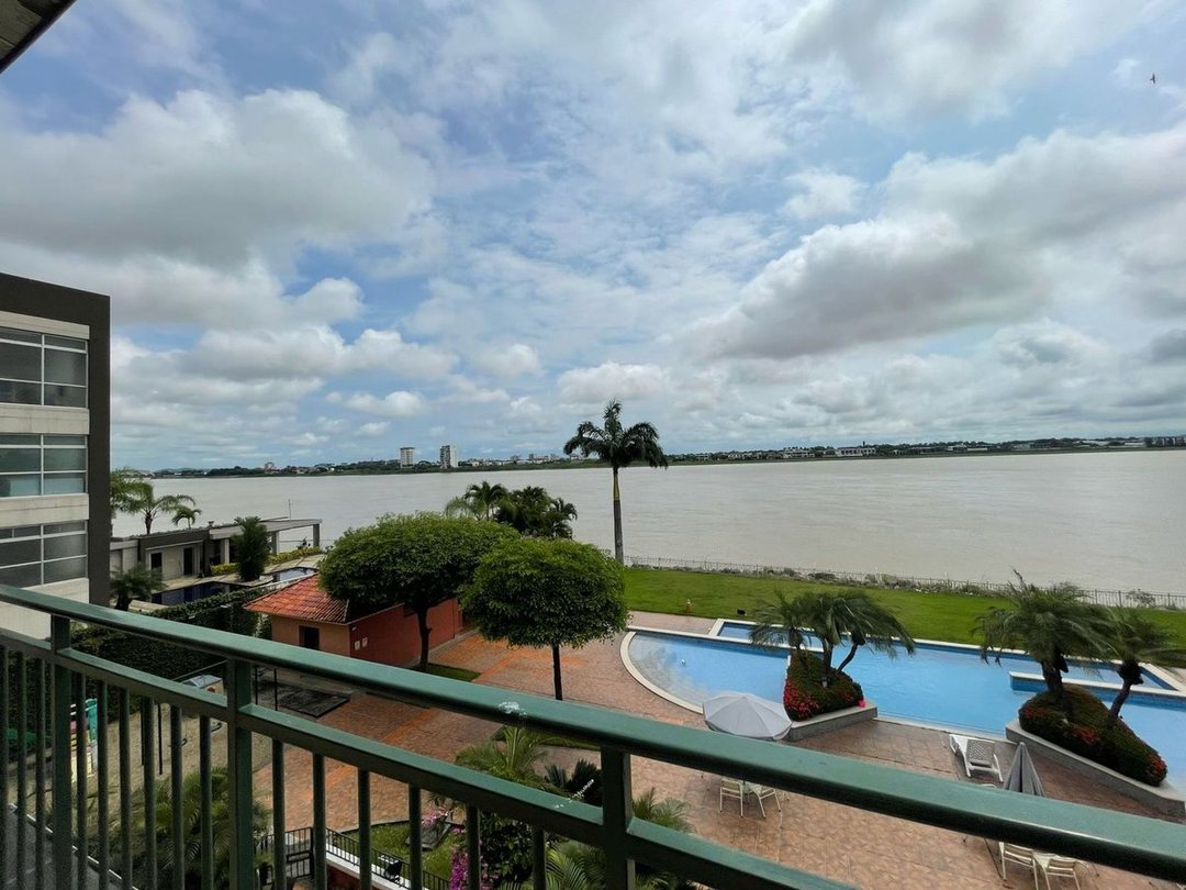 Departamento en venta en Samborondón