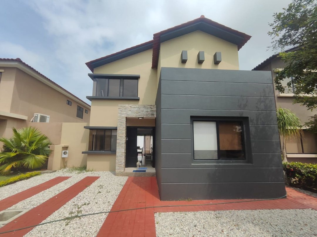 Casa en venta en Samborondón