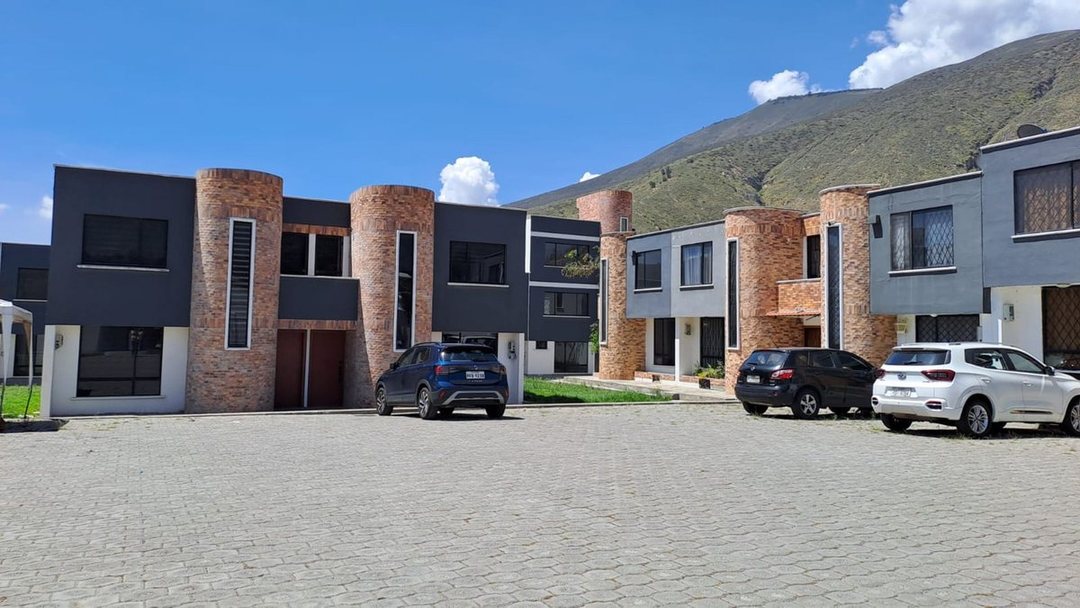 Departamento en venta en Pomasqui