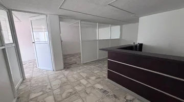 SE RENTA LOCAL 100 MTS SECTOR UNIVERSIDAD CENTRAL