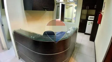 VENTA OFICINA AMOBLADA EDIFICIO THE POINT