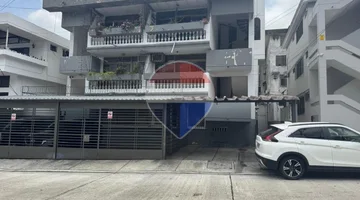 Departamento en Venta – Lomas de Urdesa