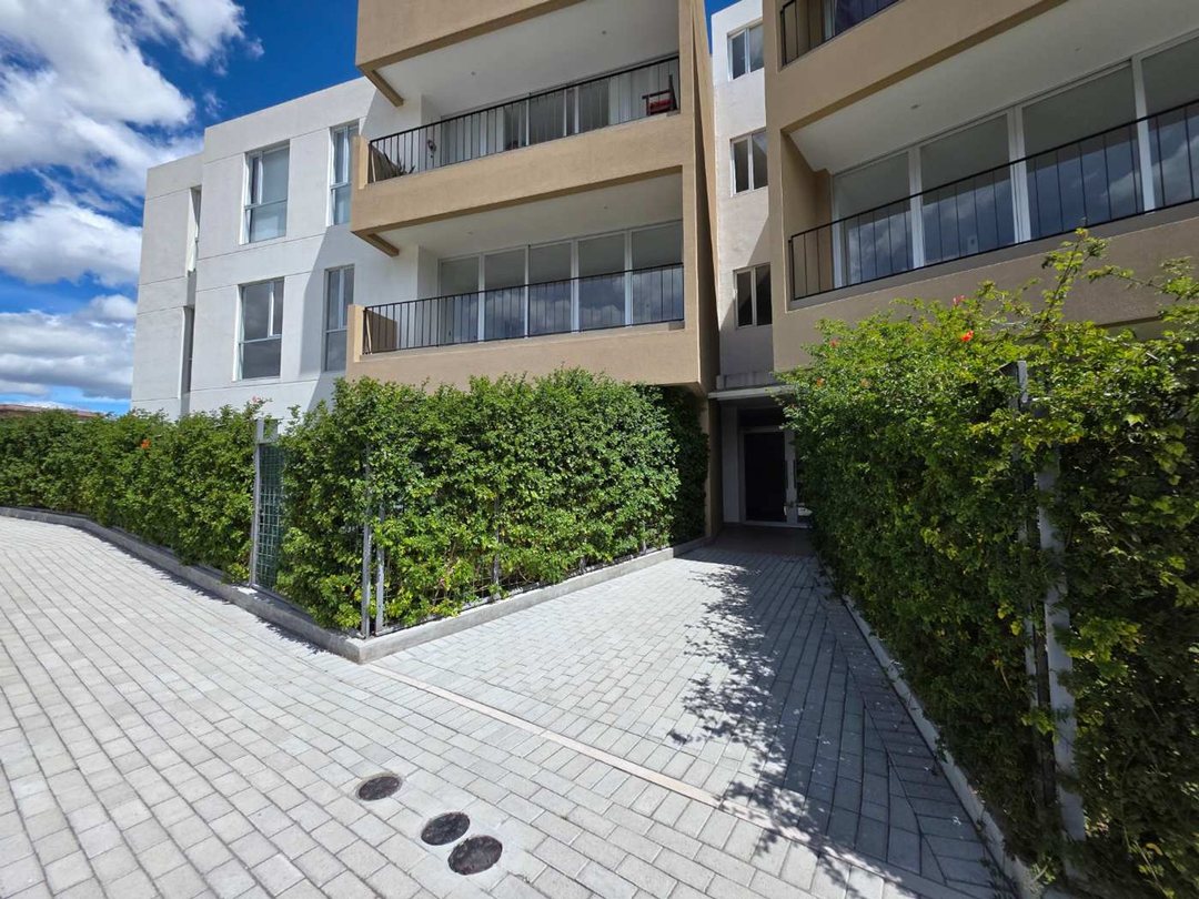 Departamento en venta en Tumbaco