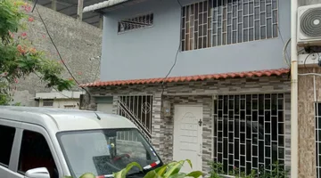 CASA RENTERA DE DOS PISOS