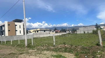 TERRENO EN VENTA EN PISHILATA CERCA AL ECU 911