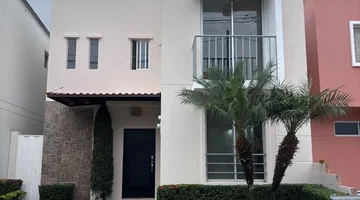 CASA EN ALQUILER 4H URB ARBOLETTA-VIA SALITRE