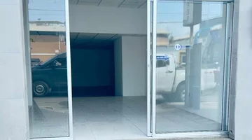 Local Amplio y Versatil para oficinas o servicios