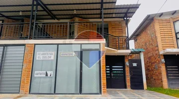Casa 3 Dormitorios Renta en Urb. Yasuní Machala