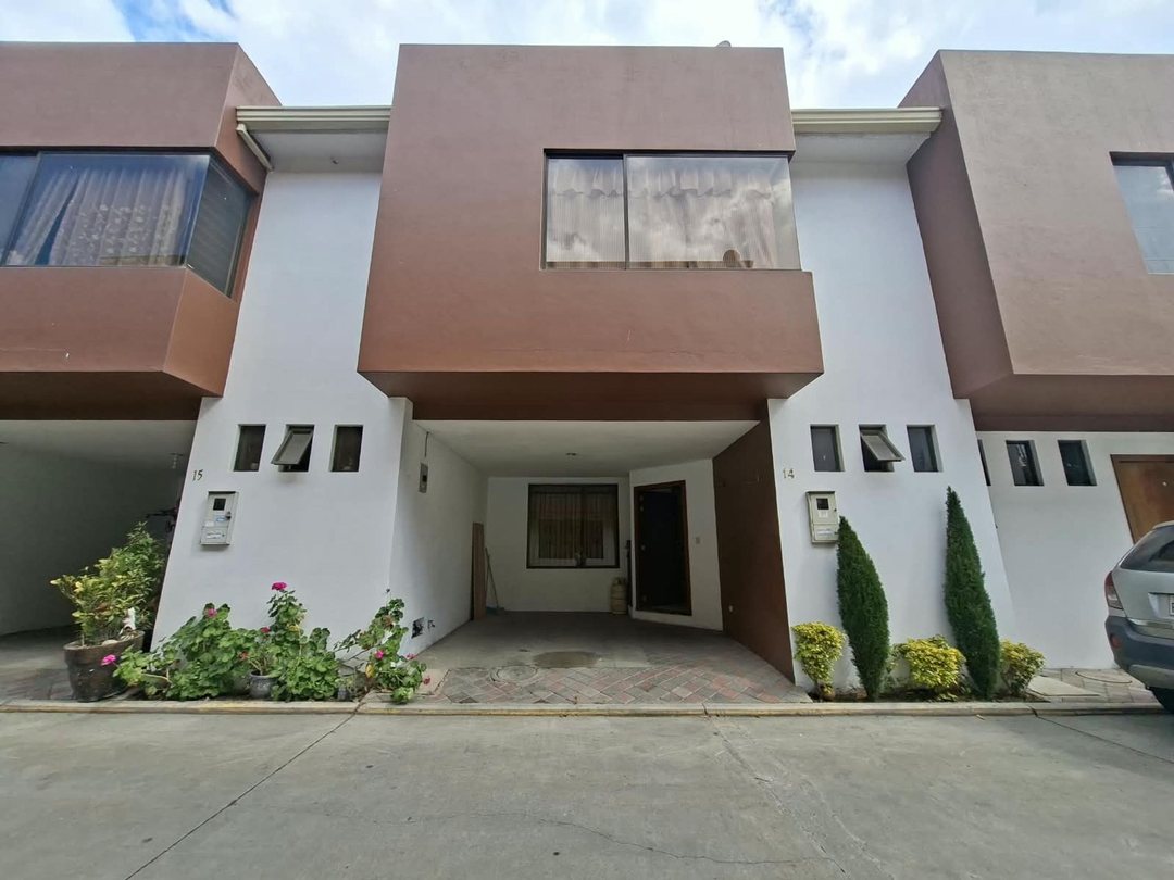 Casa en venta en Ricaurte