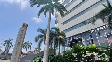 VENTA OFICINA PARQUEO TORRE PLATINUM I LA AUROR