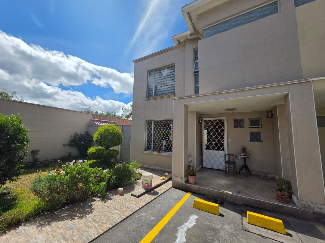 Casa en venta en Conocoto