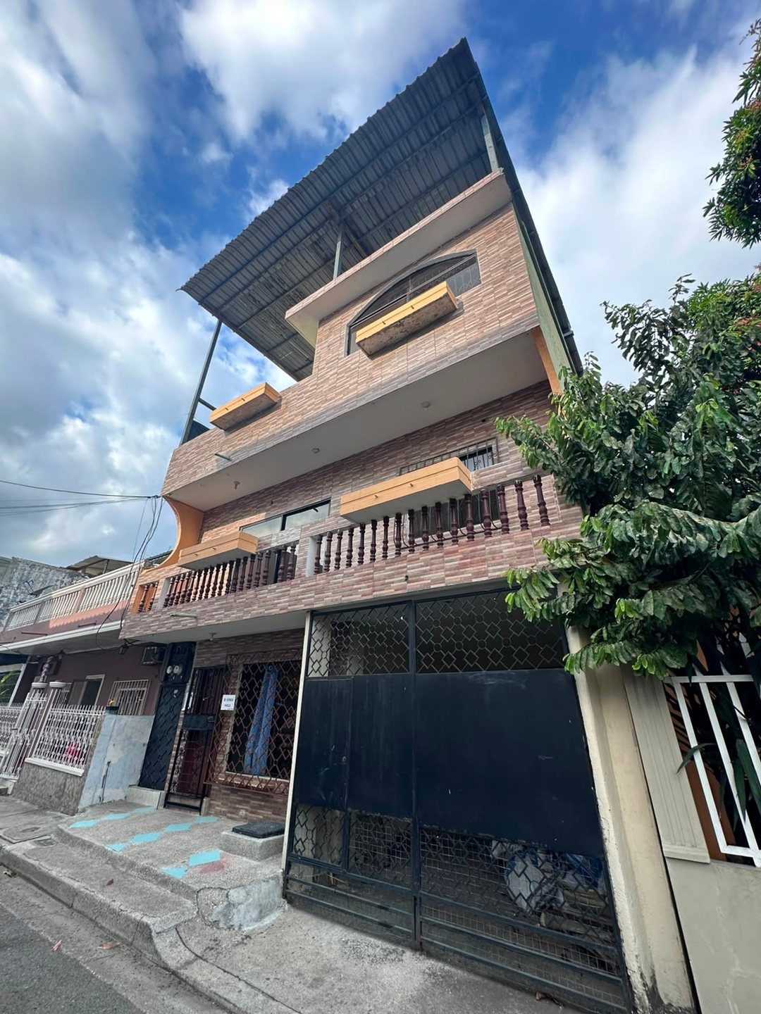 Casa en venta en Febres Cordero