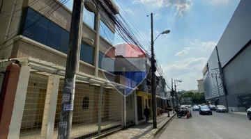 Local Comercial diagonal a Supercines San Marino