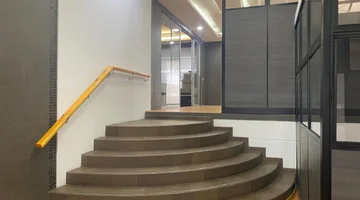 VENTA OFICINA CORPORATIVA EN EL QUITO TENNIS