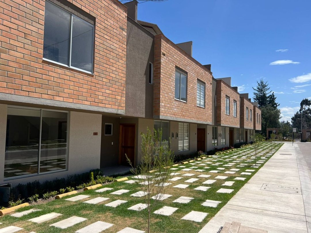 Casa en venta en Pomasqui