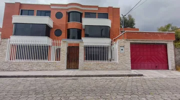 CASA CON TERRENO EN VENTA, SAN FERNANDO.