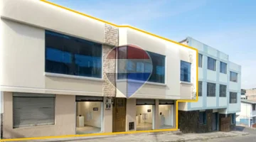 Venta de casa rentera en Ambato, Simón Bolívar
