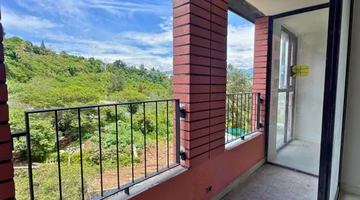 En Venta Depto. 81 m² 2 Dorm. Botánico Cumbaya