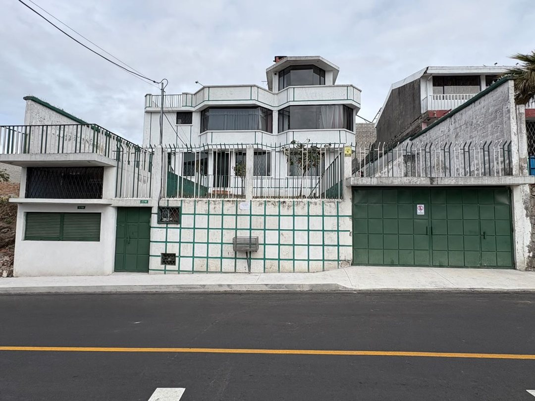 Casa en venta en Puengasí