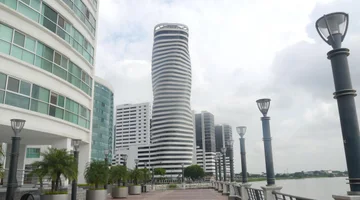 Oficina vista al Rio en The Point–Puerto Santa Ana