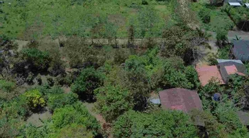 Manglaralto: 2,104 m² de terreno con casita.