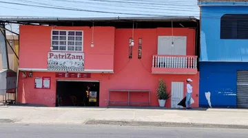 casa comercial en venta vía santana portoviejo