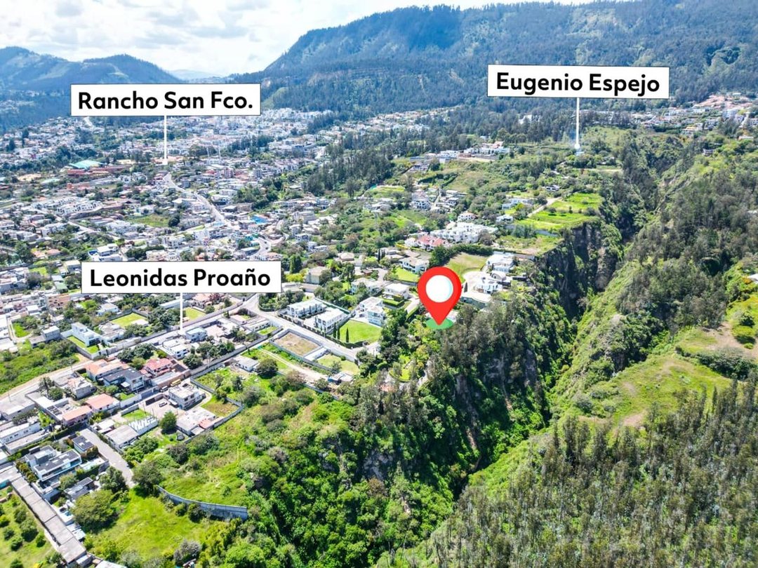 Casa en venta en Nayón