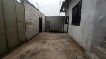 CASA EN RENTA CON GARAJE SUR DE MACHALA