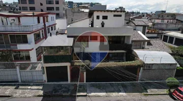 CASA EN VENTA, DAMMER, 2 DPTOS, SUITE Y LOCAL