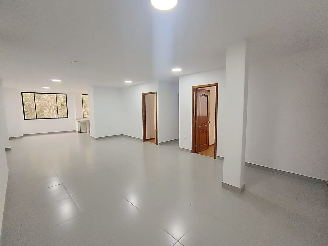 Departamento en alquiler en Rumipamba