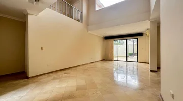 VENTA DE CASA VIA AL SOL