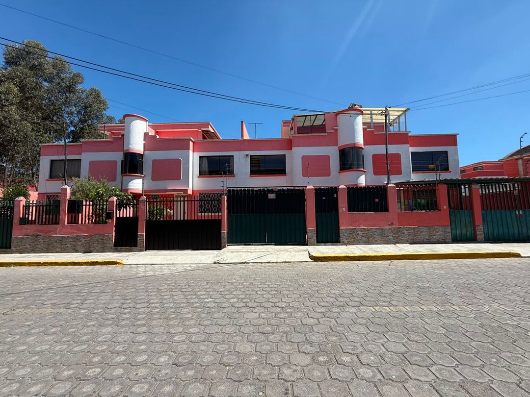 Casa en venta en Calderón