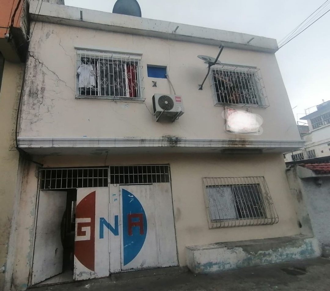 Casa en venta en Febres Cordero