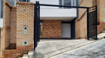 Casa a estrenar de 4habitciones en Sector Racar