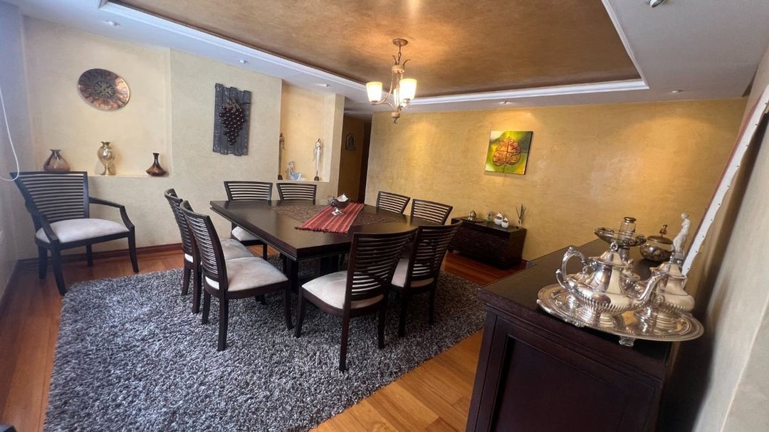 Departamento en venta en Nayón