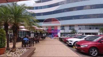Oficina (MZN) en River Plaza, Plaza Comercial