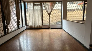 Casa Comercial Rentera 3 Pisos, Quicentro Shopping