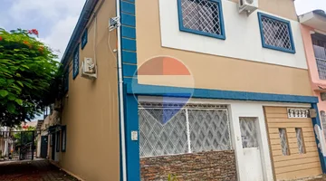 En Venta Casa Rentera Alboarada 5 Departamentos