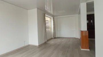 Casa en renta apta para vivienda u oficina