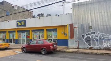 PROPIEDAD COMERCIAL EN VENTA SECTOR LA ARGELIA