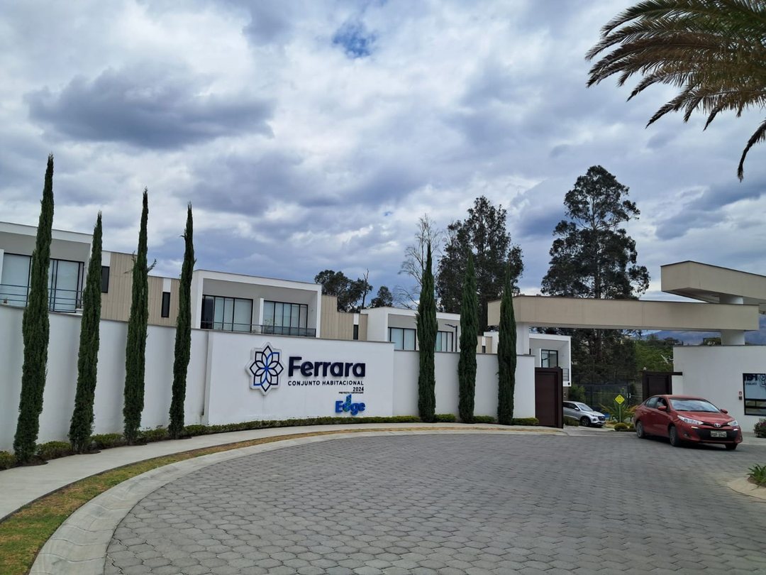 Casa en alquiler en Puembo