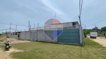 CASA EN VENTA CON LOSA, EN OBRA GRIS EN MACHALA