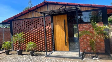 Local comercial con Terreno en Renta en Tumbaco, l