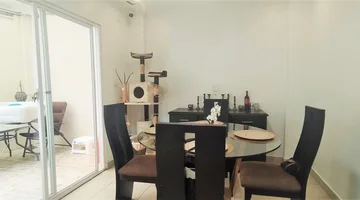 En venta casa 2 plantas, Urbanización La Perla