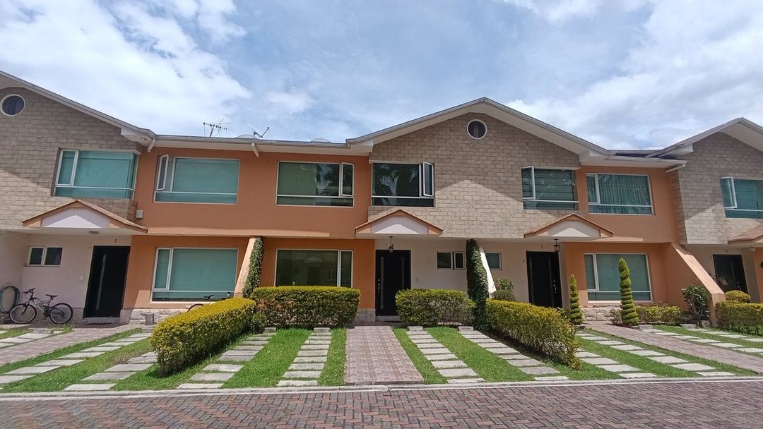 Casa en venta en Alangasí
