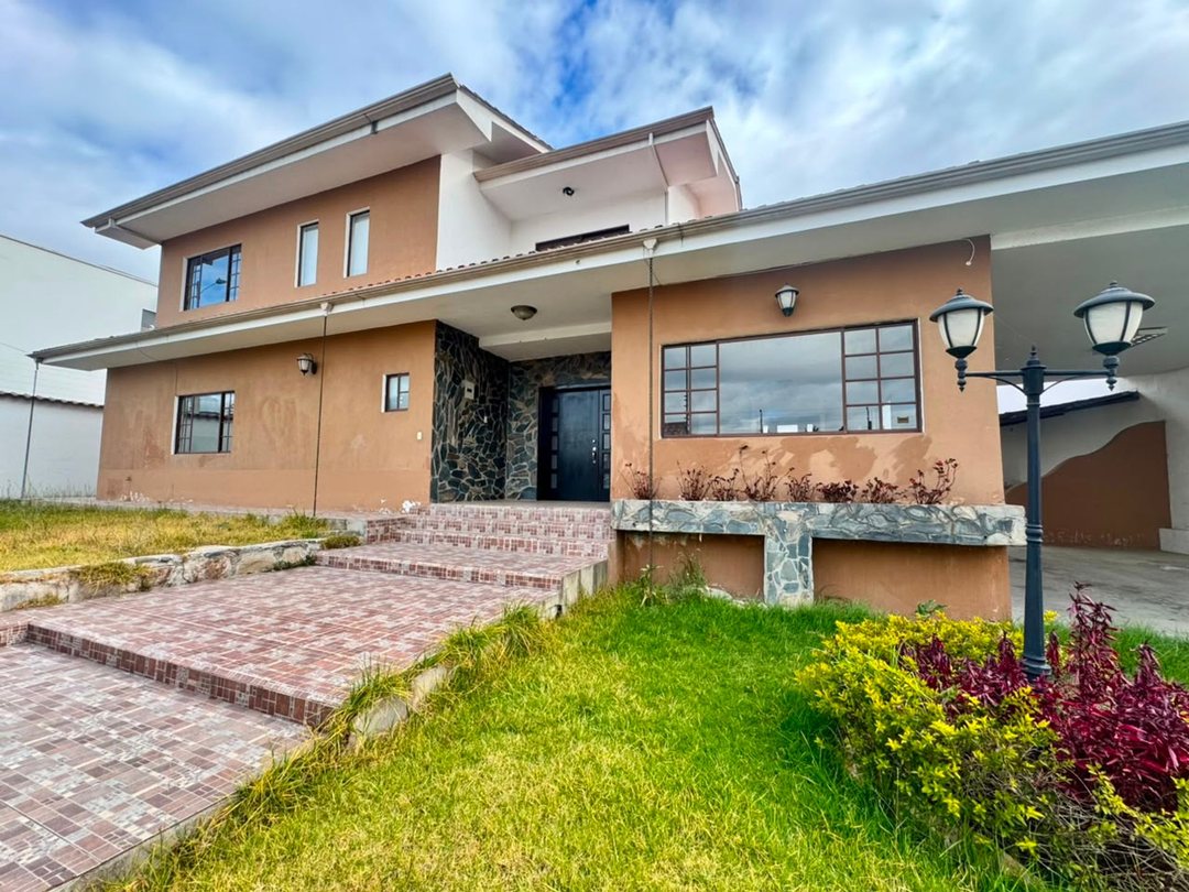 Casa en alquiler en Challuabamba