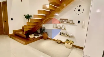 Se Vende Exclusiva Casa Seminueva en Misicata