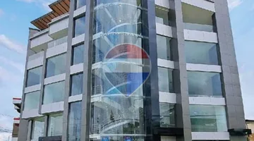 EN VENTA MODERNO  EDIFICIO COMERCIAL  AV.QUEVEDO